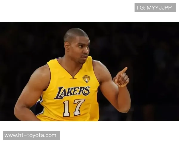 姚明助攻罚球精彩瞬间回顾展现篮球巨星的团队精神与个人魅力