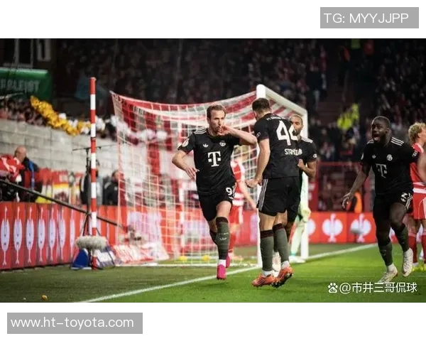 德甲焦点战拜仁小胜热刺乌龙球成比赛转折点引发转会热议