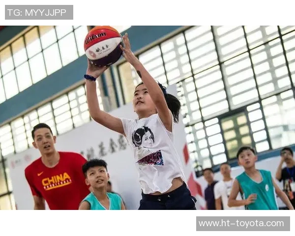 姚明女儿宣布退役引发热议未来发展备受关注