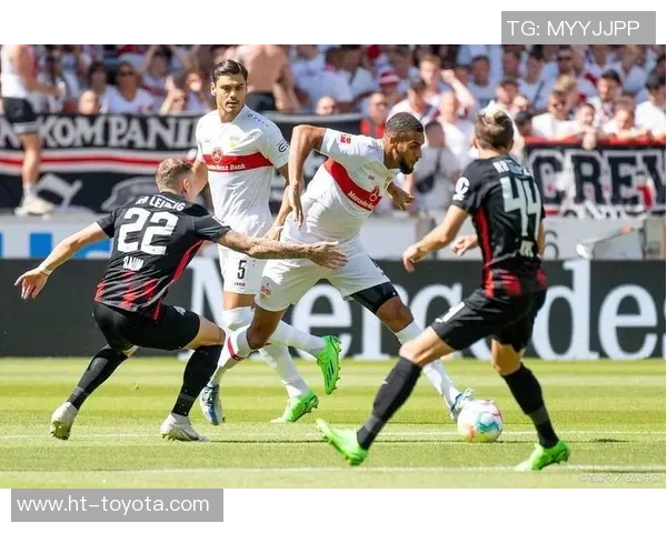 西甲激战莱比锡与本菲卡战成平局神扑瞬间引发转会热议